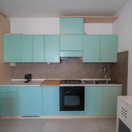 House With Pool And Parking 500m From The Sea Apartamento
