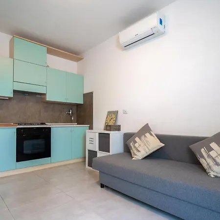 House With Pool And Parking 500m From The Sea Apartamento Bibione