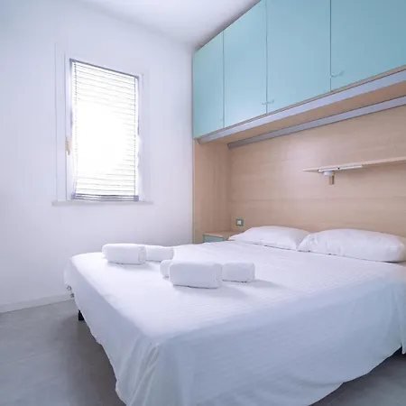Apartamento House With Pool And Parking 500m From The Sea